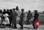 Standbild Santo Tomas Konzentrationslager Manila Philippinen, 1945, aus Sekunde 9 historischem Filmmaterial Videoclip 65675050796