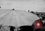 Standbild Santo Tomas Konzentrationslager Manila Philippinen, 1945, aus Sekunde 27 historischem Filmmaterial Videoclip 65675050796