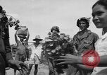 Standbild Santo Tomas Konzentrationslager Manila Philippinen, 1945, aus Sekunde 53 historischem Filmmaterial Videoclip 65675050796
