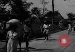 Image Santo Tomas camp de concentration Manille Philippines, 1945, de la seconde 6 séquences d'archives historiques vidéo 65675050797