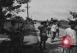 Image Santo Tomas camp de concentration Manille Philippines, 1945, de la seconde 22 séquences d'archives historiques vidéo 65675050797