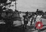 Image Santo Tomas camp de concentration Manille Philippines, 1945, de la seconde 24 séquences d'archives historiques vidéo 65675050797