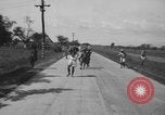Image Santo Tomas camp de concentration Manille Philippines, 1945, de la seconde 30 séquences d'archives historiques vidéo 65675050797