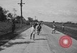 Image Santo Tomas camp de concentration Manille Philippines, 1945, de la seconde 32 séquences d'archives historiques vidéo 65675050797