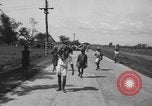 Image Santo Tomas camp de concentration Manille Philippines, 1945, de la seconde 34 séquences d'archives historiques vidéo 65675050797