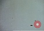 Standbild Japanische Kamikaze Flugzeug Angriff Pazifik, 1945, aus Sekunde 19 historischem Filmmaterial Videoclip 65675050810