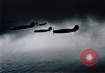 Standbild USS Franklin Pazifik, 1945, aus Sekunde 27 historischem Filmmaterial Videoclip 65675050828