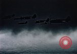 Standbild USS Franklin Pazifik, 1945, aus Sekunde 30 historischem Filmmaterial Videoclip 65675050828