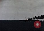 Standbild USS Franklin Pazifik, 1945, aus Sekunde 35 historischem Filmmaterial Videoclip 65675050828