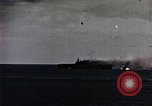 Standbild USS Franklin Pazifik, 1945, aus Sekunde 49 historischem Filmmaterial Videoclip 65675050828