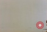Image séquelles de kamikaze attaque sur USS Enterprise Océan Pacifique, 1945, de la seconde 11 séquences d'archives historiques vidéo 65675050831