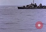 Standbild Überlebenden Pazifik, 1945, aus Sekunde 18 historischem Filmmaterial Videoclip 65675050858