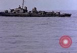 Standbild Überlebenden Pazifik, 1945, aus Sekunde 22 historischem Filmmaterial Videoclip 65675050858
