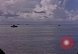 Standbild Amerikanischen marines sichere Saipan in Zweiten Weltkrieg Saipan Nördliche Marianen, 1944, aus Sekunde 38 historischem Filmmaterial Videoclip 65675050869