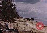 Standbild Amerikanischen marines sichere Saipan in Zweiten Weltkrieg Saipan Nördliche Marianen, 1944, aus Sekunde 46 historischem Filmmaterial Videoclip 65675050869