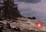 Standbild Amerikanischen marines sichere Saipan in Zweiten Weltkrieg Saipan Nördliche Marianen, 1944, aus Sekunde 48 historischem Filmmaterial Videoclip 65675050869