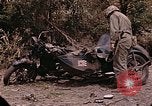 Standbild Amerikanischen marines sichere Saipan in Zweiten Weltkrieg Saipan Nördliche Marianen, 1944, aus Sekunde 59 historischem Filmmaterial Videoclip 65675050869