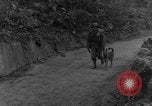 Immagine di I cani della guerra Man-Tha Birmania, 1944, secondo 3 filmato di repertorio 65675050914