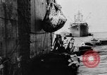 Image DUKWs United States USA, 1943, de la seconde 46 séquences d'archives historiques vidéo 65675050919