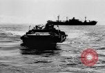 Image DUKWs United States USA, 1943, de la seconde 57 séquences d'archives historiques vidéo 65675050919