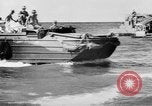 Image DUKWs United States USA, 1943, de la seconde 61 séquences d'archives historiques vidéo 65675050919