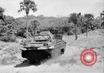 Standbild DUKWs United States USA, 1943, aus Sekunde 1 historischem Filmmaterial Videoclip 65675050920