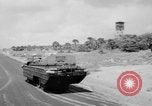 Standbild DUKWs United States USA, 1943, aus Sekunde 13 historischem Filmmaterial Videoclip 65675050920