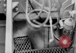 Standbild DUKWs United States USA, 1943, aus Sekunde 25 historischem Filmmaterial Videoclip 65675050920