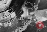 Standbild DUKWs United States USA, 1943, aus Sekunde 40 historischem Filmmaterial Videoclip 65675050920