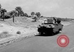 Standbild DUKWs United States USA, 1943, aus Sekunde 51 historischem Filmmaterial Videoclip 65675050920