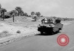 Standbild DUKWs United States USA, 1943, aus Sekunde 55 historischem Filmmaterial Videoclip 65675050920