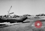 Immagine di DUKWs Guadalcanal nelle Isole Salomone, 1943, secondo 59 filmato di repertorio 65675050925