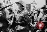 Standbild Der Anschluss (deutsche Besetzung) Passau Deutschland, 1938, aus Sekunde 41 historischem Filmmaterial Videoclip 65675050931