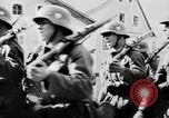 Standbild Der Anschluss (deutsche Besetzung) Passau Deutschland, 1938, aus Sekunde 43 historischem Filmmaterial Videoclip 65675050931