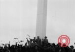 Standbild Hitler in Linz während der deutschen Anschluss Linz Österreich, 1938, aus Sekunde 18 historischem Filmmaterial Videoclip 65675050934