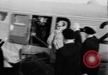 Standbild Parade begrüßt Hitler auf der Rückkehr von Österreich während Anschluss Berlin Deutschland, 1938, aus Sekunde 55 historischem Filmmaterial Videoclip 65675050936