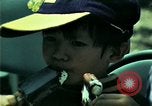 Standbild Vietnamesischer Flüchtlingskinder in den Vereinigten Staaten Florida United States USA, 1975, aus Sekunde 24 historischem Filmmaterial Videoclip 65675050943