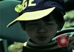 Standbild Vietnamesischer Flüchtlingskinder in den Vereinigten Staaten Florida United States USA, 1975, aus Sekunde 29 historischem Filmmaterial Videoclip 65675050943