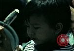 Standbild Vietnamesischer Flüchtlingskinder in den Vereinigten Staaten Florida United States USA, 1975, aus Sekunde 50 historischem Filmmaterial Videoclip 65675050943