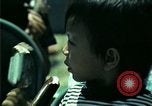 Standbild Vietnamesischer Flüchtlingskinder in den Vereinigten Staaten Florida United States USA, 1975, aus Sekunde 59 historischem Filmmaterial Videoclip 65675050943