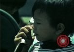 Standbild Vietnamesischer Flüchtlingskinder in den Vereinigten Staaten Florida United States USA, 1975, aus Sekunde 60 historischem Filmmaterial Videoclip 65675050943