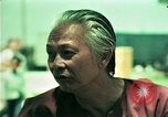 Standbild Vietnamesischer Flüchtling Mann interviewt werden United States USA, 1975, aus Sekunde 30 historischem Filmmaterial Videoclip 65675050944