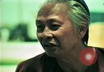 Standbild Vietnamesischer Flüchtling Mann interviewt werden United States USA, 1975, aus Sekunde 46 historischem Filmmaterial Videoclip 65675050944