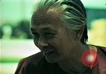 Standbild Vietnamesischer Flüchtling Mann interviewt werden United States USA, 1975, aus Sekunde 56 historischem Filmmaterial Videoclip 65675050944