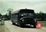 Standbild Vietnamesische Flüchtlinge in Eglin Air Force Base Florida United States USA, 1975, aus Sekunde 29 historischem Filmmaterial Videoclip 65675050950