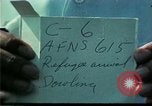 Standbild Vietnamesische Flüchtlinge in Eglin Air Force Base Florida United States USA, 1975, aus Sekunde 44 historischem Filmmaterial Videoclip 65675050950