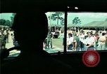 Standbild Vietnamesische Flüchtlinge in Eglin Air Force Base Florida United States USA, 1975, aus Sekunde 60 historischem Filmmaterial Videoclip 65675050950