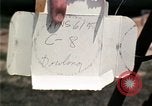 Standbild Vietnamesische Flüchtlinge Kinder spielen Florida United States USA, 1975, aus Sekunde 35 historischem Filmmaterial Videoclip 65675050953