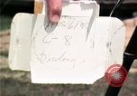 Standbild Vietnamesische Flüchtlinge Kinder spielen Florida United States USA, 1975, aus Sekunde 38 historischem Filmmaterial Videoclip 65675050953