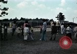 Standbild Vietnamesische Flüchtlinge Kinder spielen Florida United States USA, 1975, aus Sekunde 41 historischem Filmmaterial Videoclip 65675050953